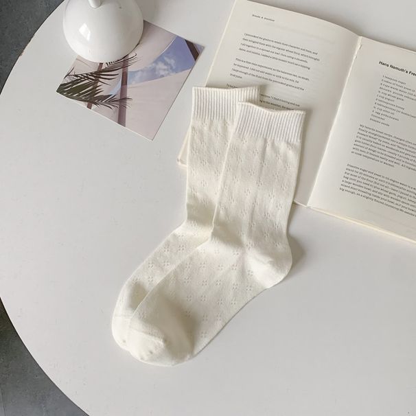 Spring And Summer Thin Socks Women's Hollow Four Leaf Clover Trendy Mid Tube Women's Socks Cream White Mesh Boneless Pure Cotton Pile Socks_viptrois.com