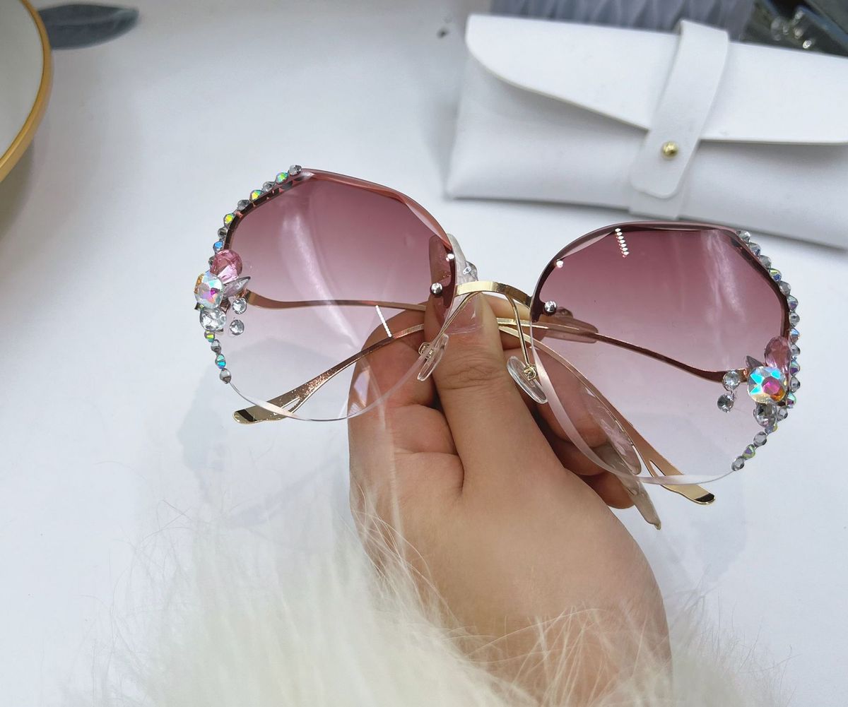 Women's Glasses fashion sunglasses big face slimming net celebrity style sunscreen diamond rhinestone glasses_viptrois.com