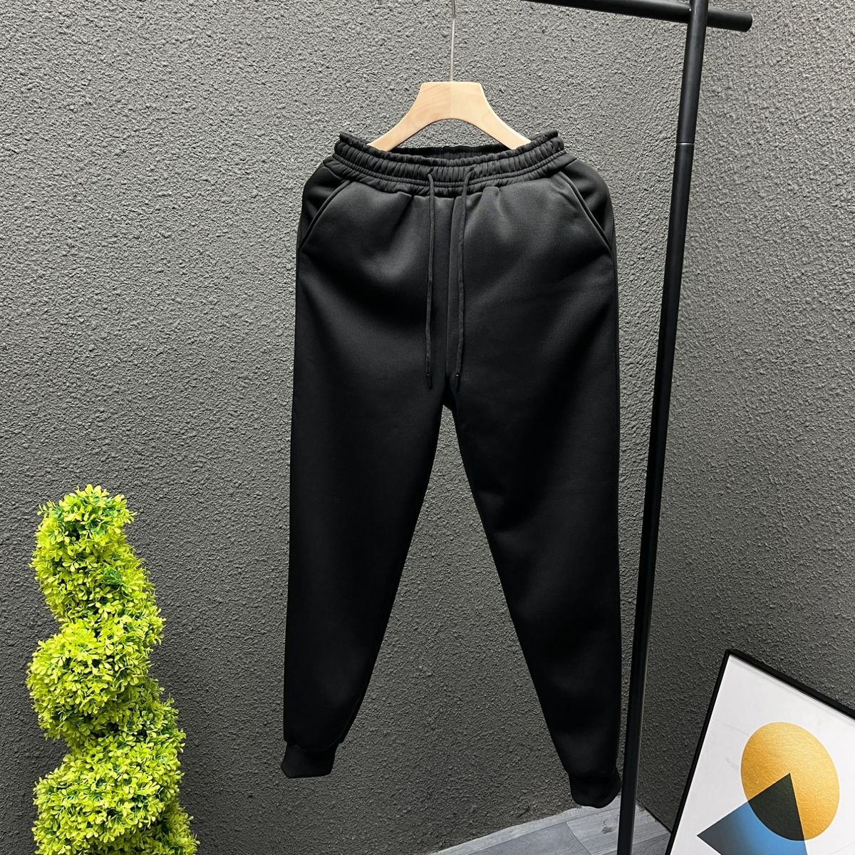 Autumn Light Gray Fleece Lined Sweatpants Men's Trendy Sports Casual Slim Fit Trousers Men's Tapered Long Trousers Trendy_viptrois.com