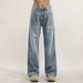Men's Vintage Light Wash Blue Jeans Flared Trousers, Relaxed Fit Bootcut Denim Pants With Distressed Details, High Waist Wide Leg Streetwear_viptrois.com