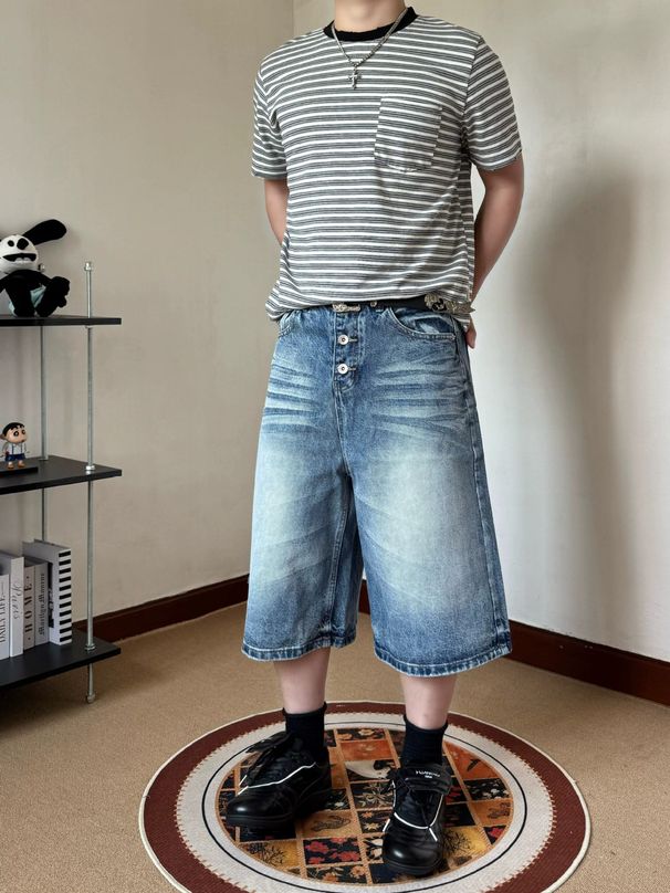 Men's Washed Whiskered Cropped Trousers Style Loose Fit Button Down Distressed Denim Shorts_viptrois.com
