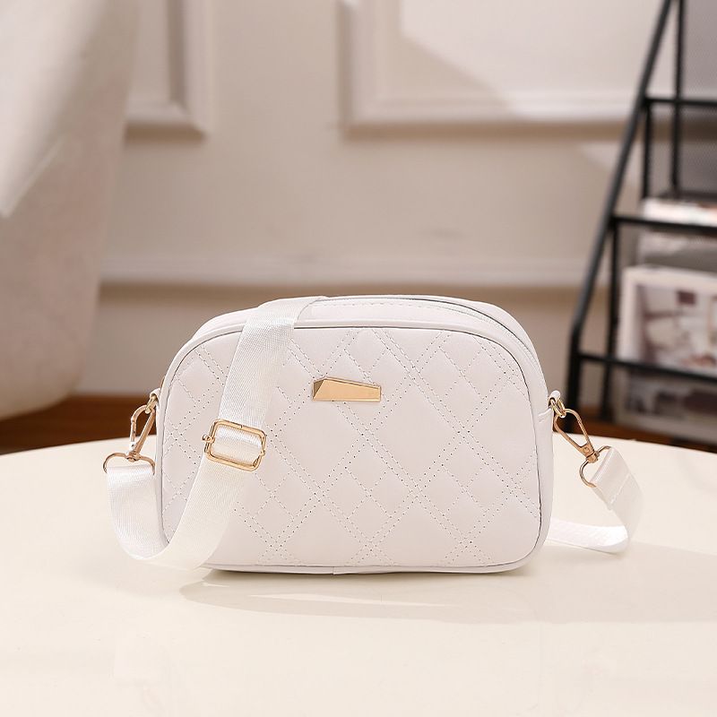 Women's Shoulder Bag - New Quilted Embroidery Crossbody Bag With Metal Accents & Solid Color Strap, Casual Square Camera Purse_viptrois.com