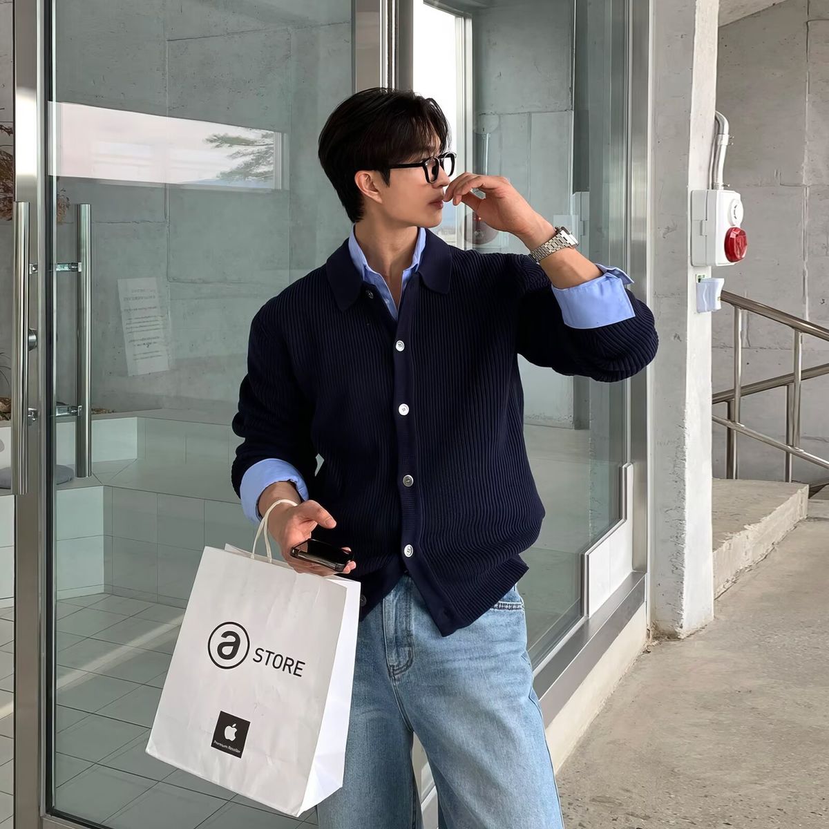 Autumn New Men's Sweater Jacket Casual Loose Polo Shirt Turn-Down Collar Top High-End Button Knitted Cardigan_viptrois.com