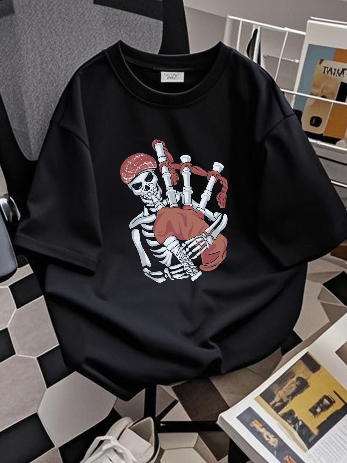 A Skeleton Playing The Bagpipes Mens Cotton T-Shirt Tee Top Stylish Stretched Breathable Top For Everyday Wear Fashion Designer Clothes Casual_viptrois.com