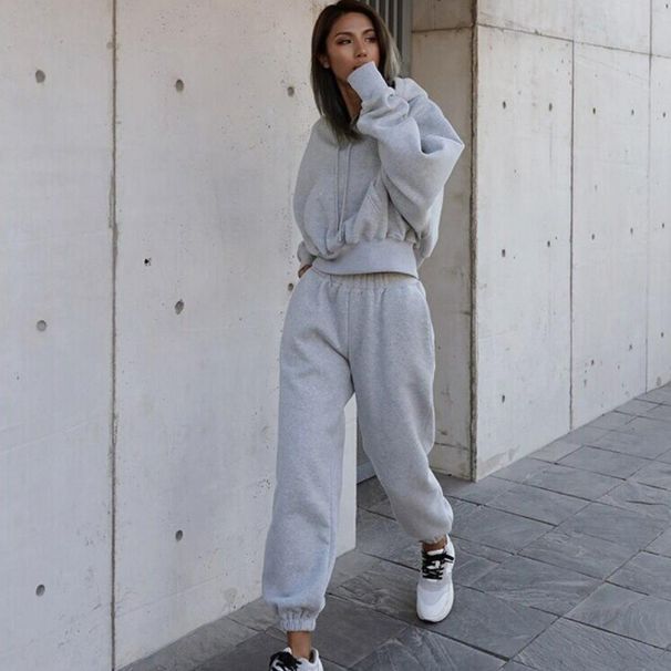 Men's Clothing Best Selling European And American Autumn And Winter Women's Clothing New Casual Sweater Jacket Sports Suit For Women_viptrois.com