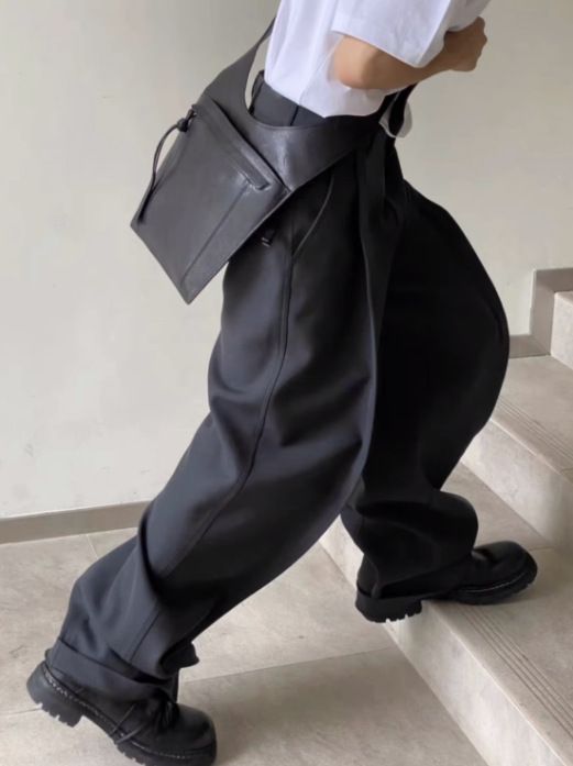 Men's Clothing High version yproject22aw black and gray twisted curved trousers loose drape mopping men and women casual trousers_viptrois.com