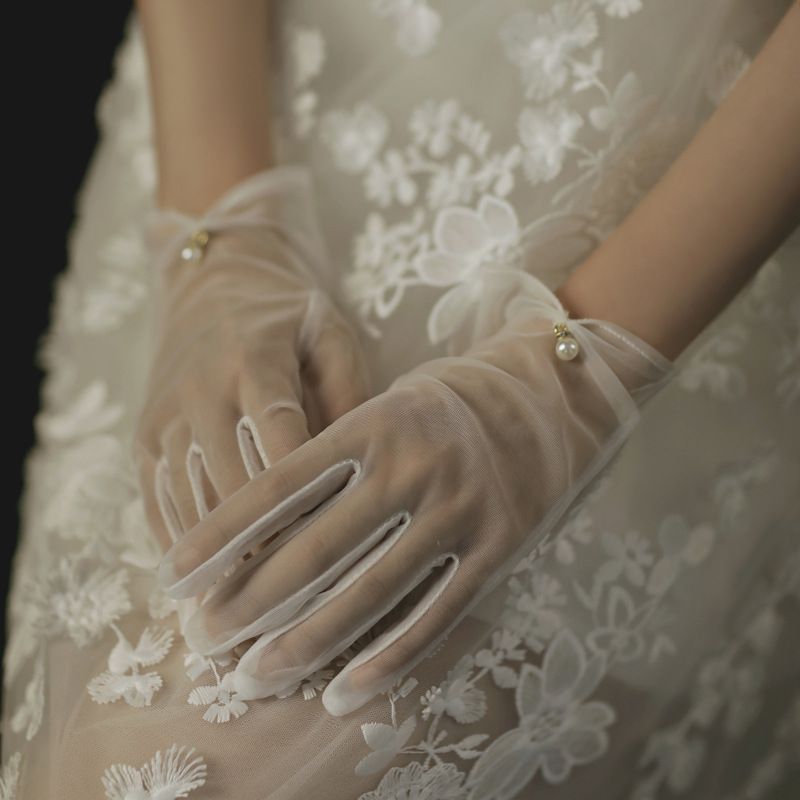 Unisex Wedding gloves Evening dress Black bridal Pearl short miss female short yarn lace hollowed-out satin bridal style_viptrois.com