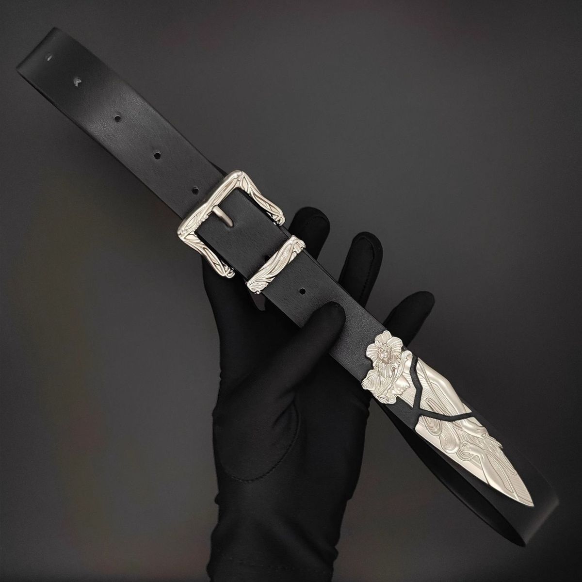 2025 Spring Summer Punk Metal Western Broken Sword Swordsman Swordsmanship Carved Fashionable Trendy Belt_viptrois.com