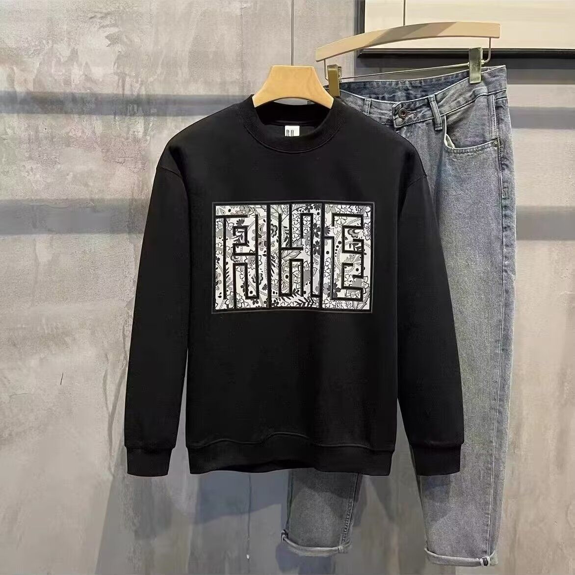 Autumn And Winter Fashion Hoodie Men's Printed Casual Round Neck Versatile Top Slim Fit Long Sleeved Shirt_viptrois.com