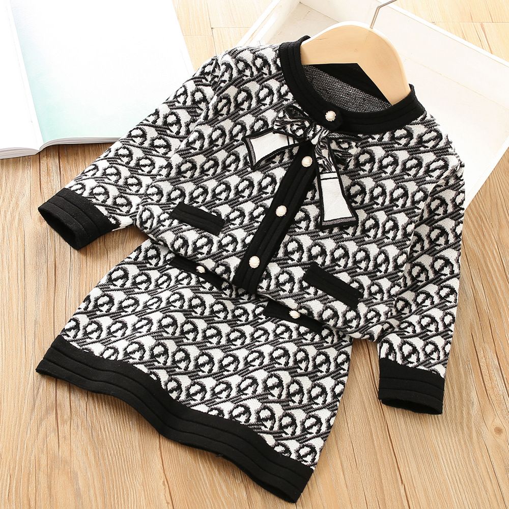 Children's clothing shipping for girls sweater set autumn and winter new fashionable bow Xiaoxiang knitted two-piece set_viptrois.com