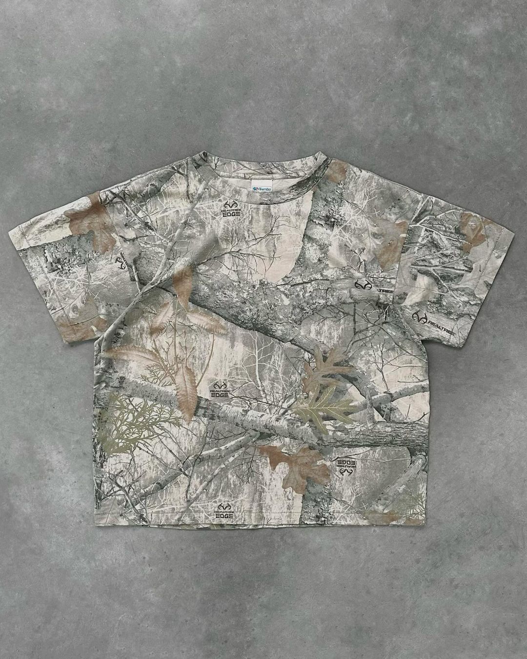 Men's Clothing Short Sleeved Retro Loose Leaf Print Polo Shirt Loose Versatile High Street Pullover Top_viptrois.com