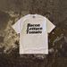 Men's Vibe American Style Short Sleeve T-Shirt Street Retro Old School Trendy Brand Letter Print Casual round Neck Top for Summer_viptrois.com