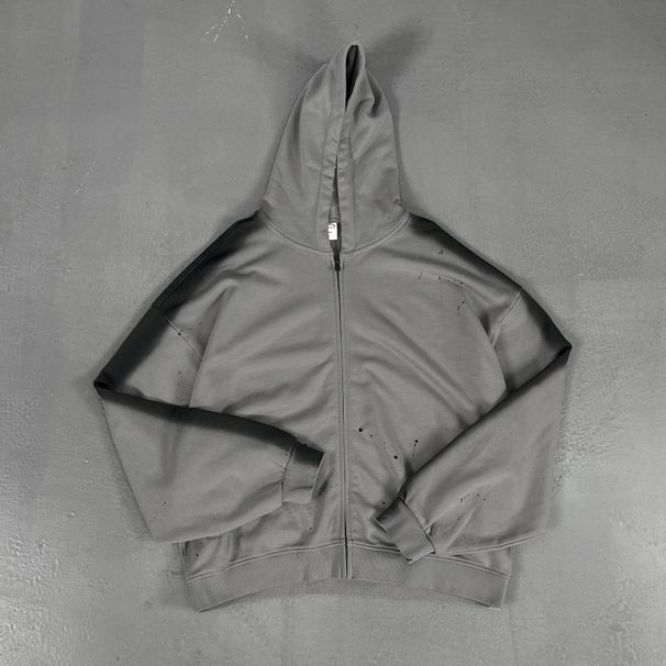 430g Heavyweight Punk Zip Hoodie – Distressed Spray-Paint Streetwear (Unisex, Oversized Fit, Graffiti Splatter, S-XXL, Kangaroo Pocket)_viptrois.com