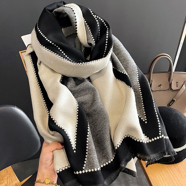 Korean version scarf women's shawl autumn winter simple and atmospheric color blocked thick warm double-sided_viptrois.com