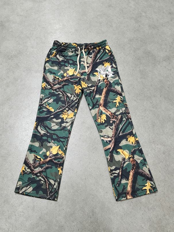 Men's Forest Camouflage Pegasus Print Hooded Sweatshirt And Flared Sweatpants Two Piece Set, Hunting Camouflage Street Sportswear_viptrois.com