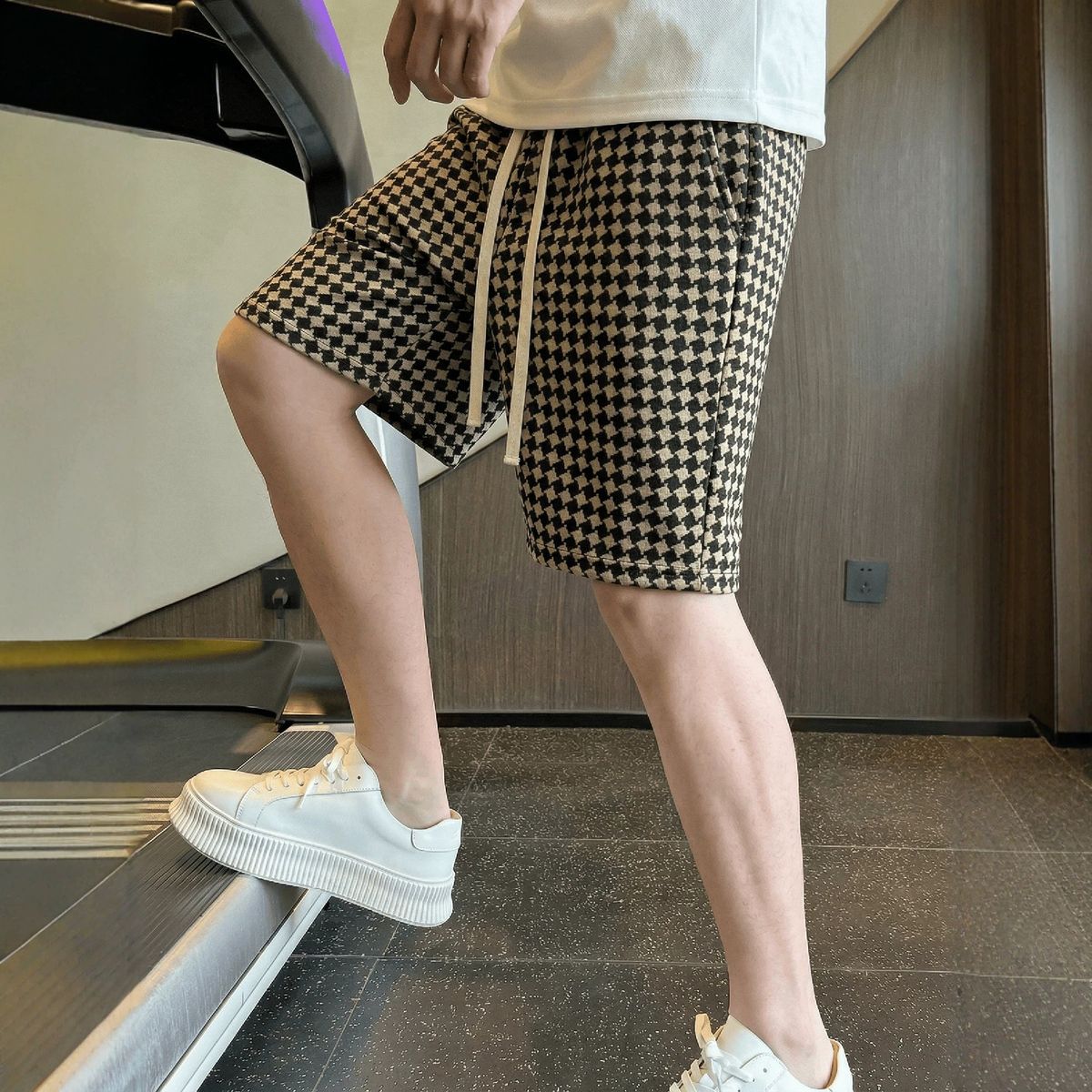 Men's Summer Lightweight Casual Shorts With All-Over Houndstooth Print, Loose Fit High Street Straight Cut 5-Panel Design_viptrois.com