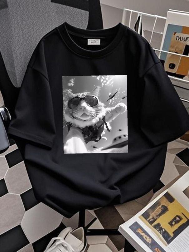 Funny Skydiving Cat Selfie With Alien UFOs Gift Unisex T-Shirt Homme Stylish Graphic Streetwear Fashion Slightly Designer Clothes Soft Breathable_viptrois.com