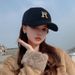 Embroidered R-Letter Baseball Spring Autumn Leisure Curved Eaves Korean Edition Duck Tongue Hat for Men and Women_viptrois.com