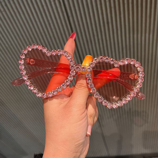 New Candy Colored Heart Shaped Diamond Studded Sunglasses For Women Photo Taking Parties Peach Shaped Sunglasses Anti Ultraviolet_viptrois.com