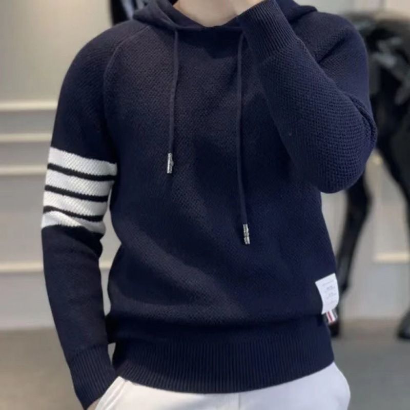 Seasonal Long Sleeved Contrasting Striped Hooded Knitted Sweater For Men, New Men's Knitted Sweater For Men_viptrois.com