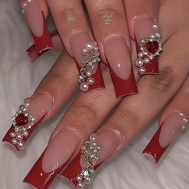 European And American Wearable Nails Sweet Cool Pearl Love Star False Nails Medium Almond Shape Nail Tips_viptrois.com