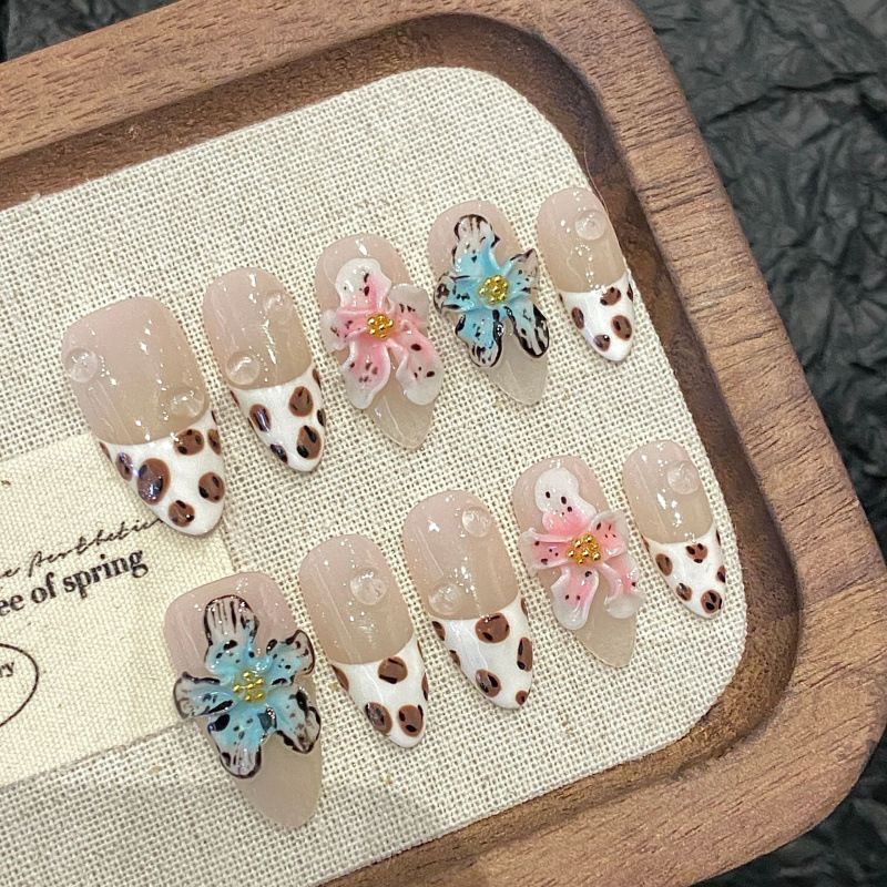 Beauty & Health Hand Carved Nail Art Devil Flower French Leopard Print Autumn And Winter False Nail Patches_viptrois.com